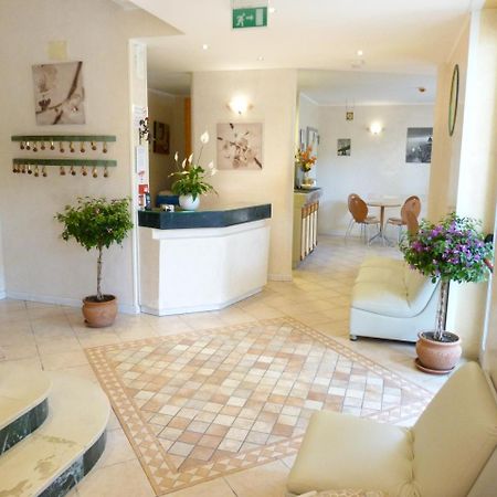 Hotel Monti Riccione Eksteriør bilde